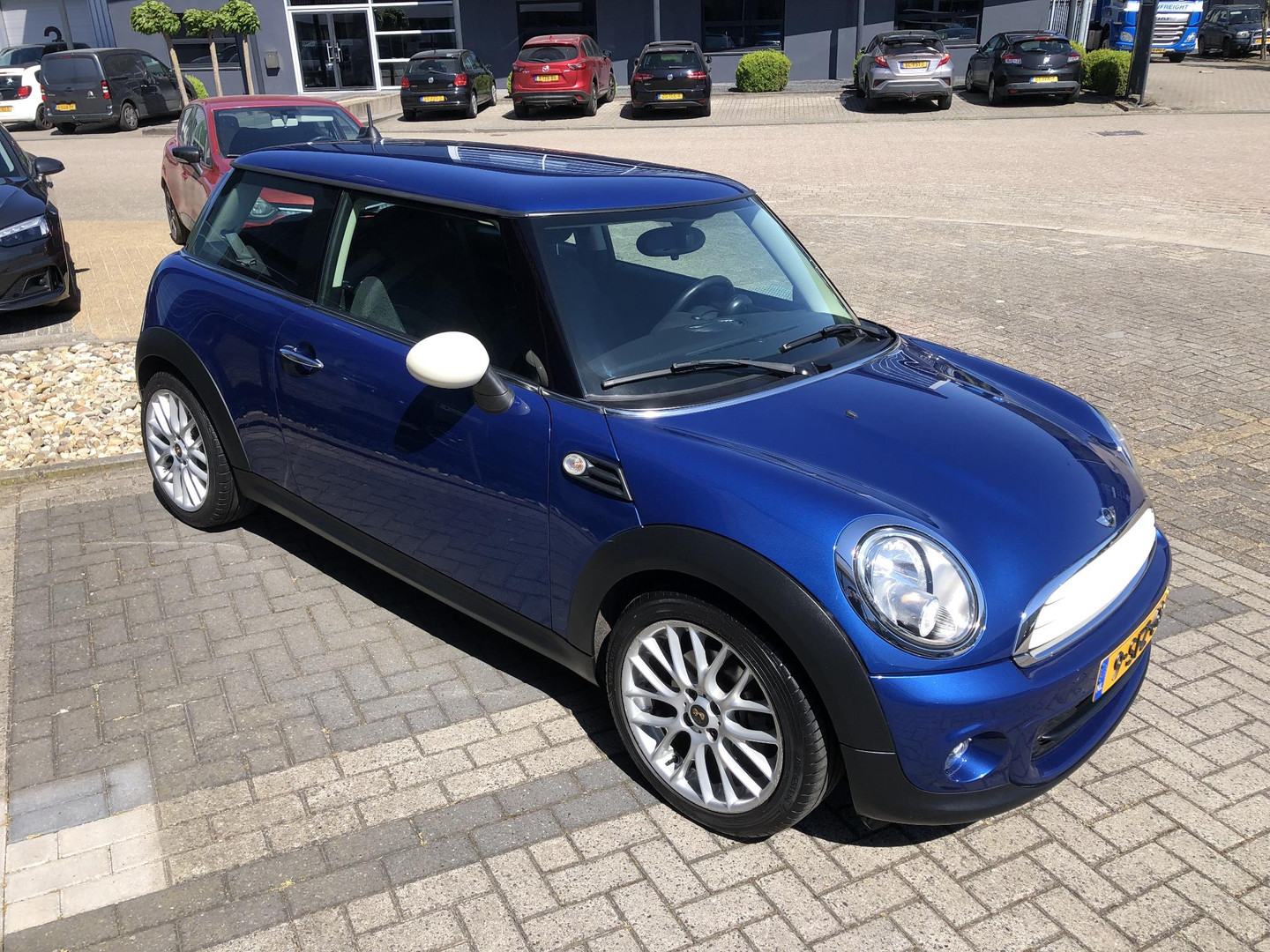 MINI