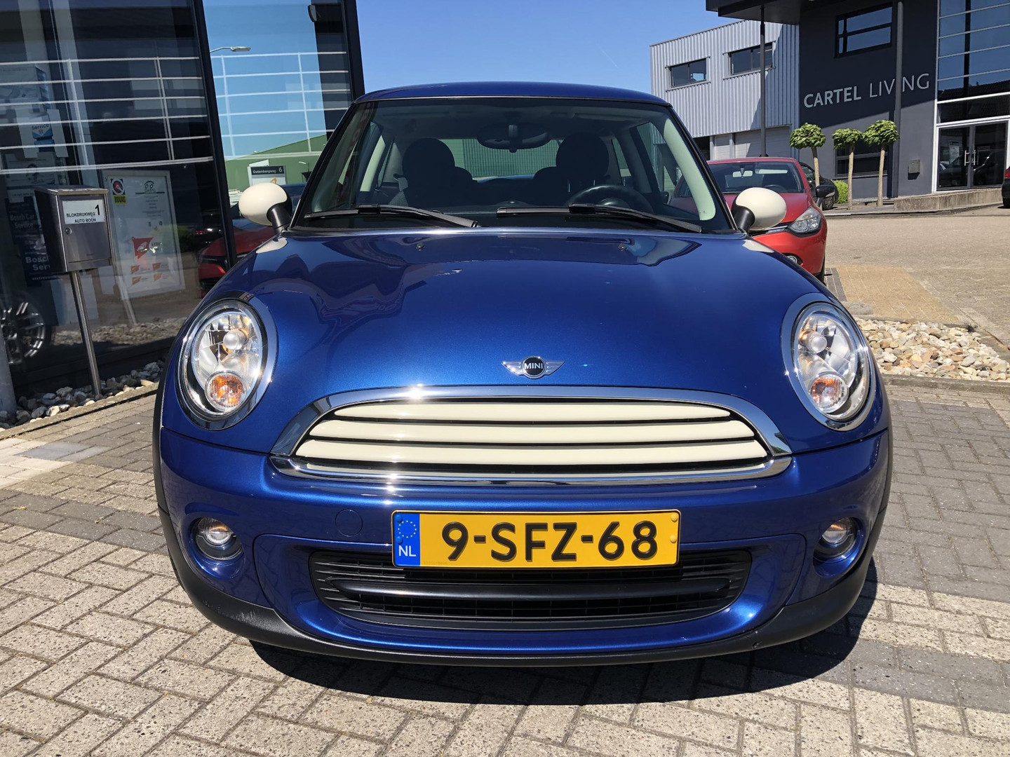 MINI