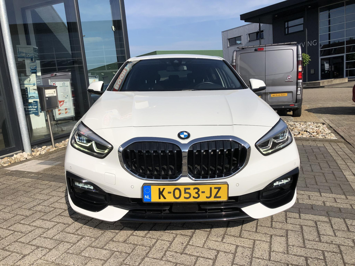 BMW