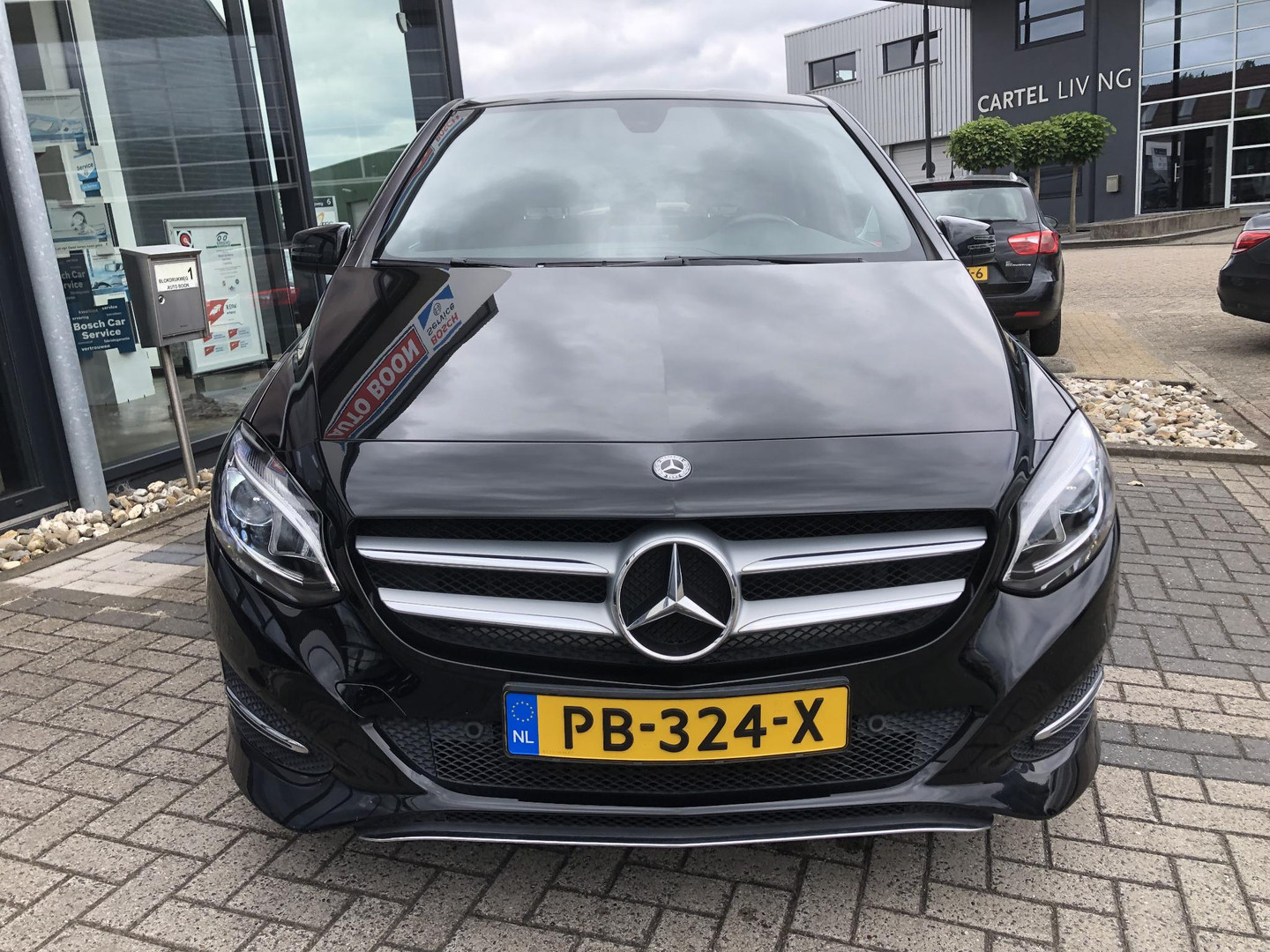 Mercedes-Benz