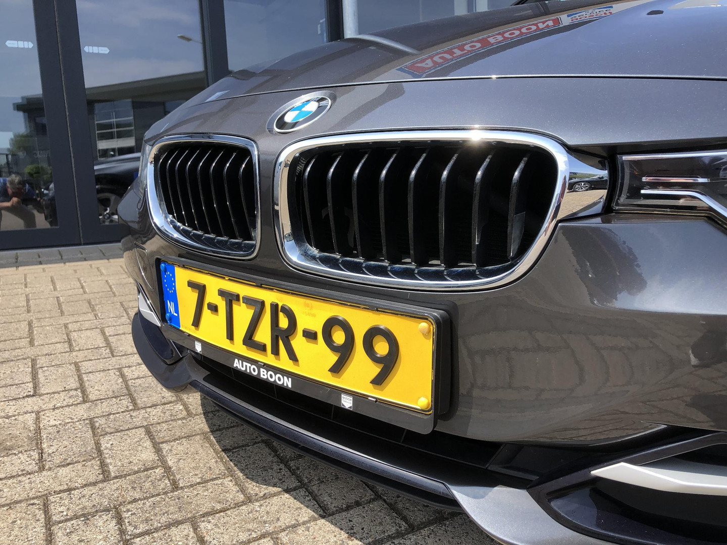 BMW