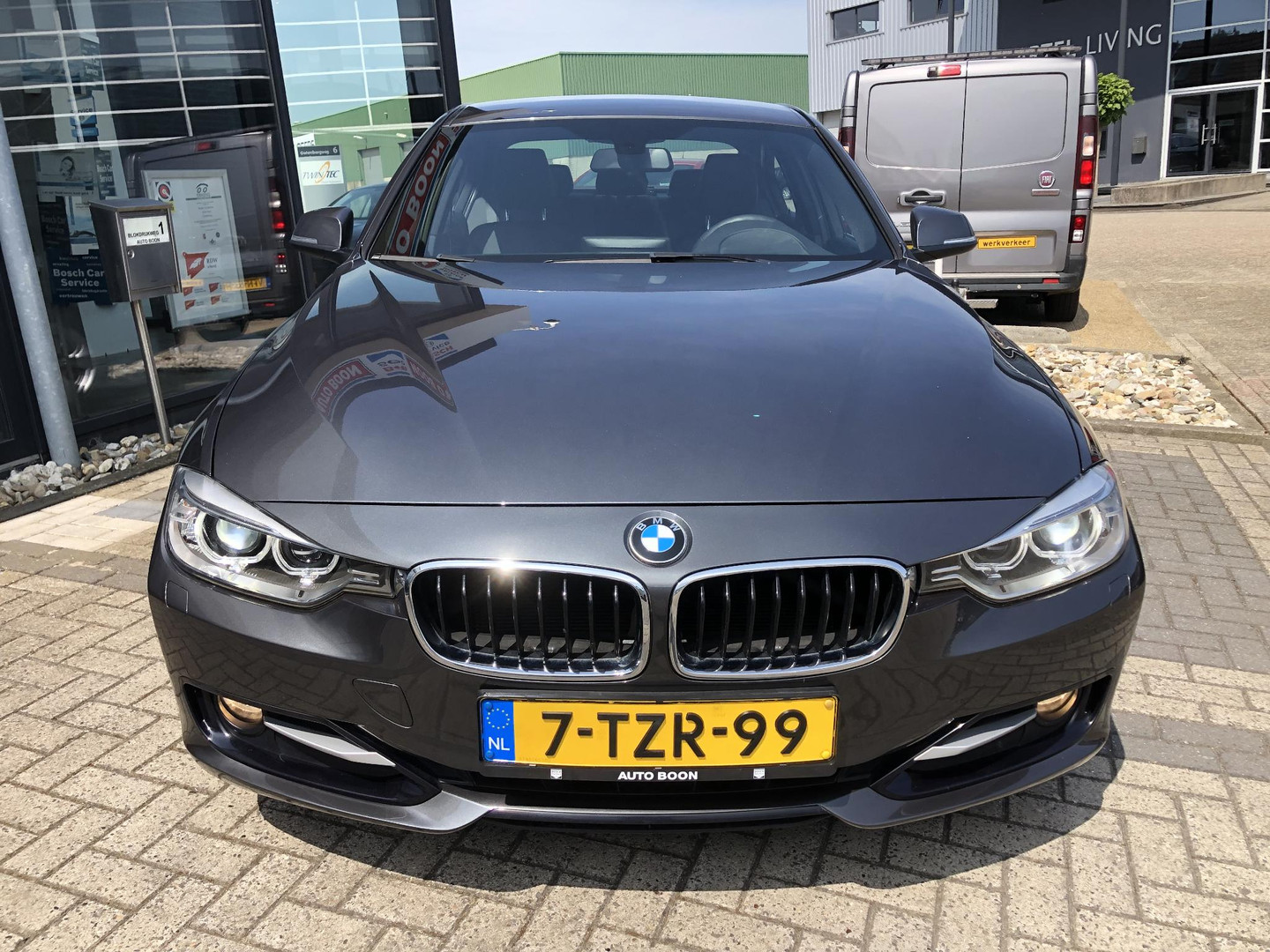 BMW