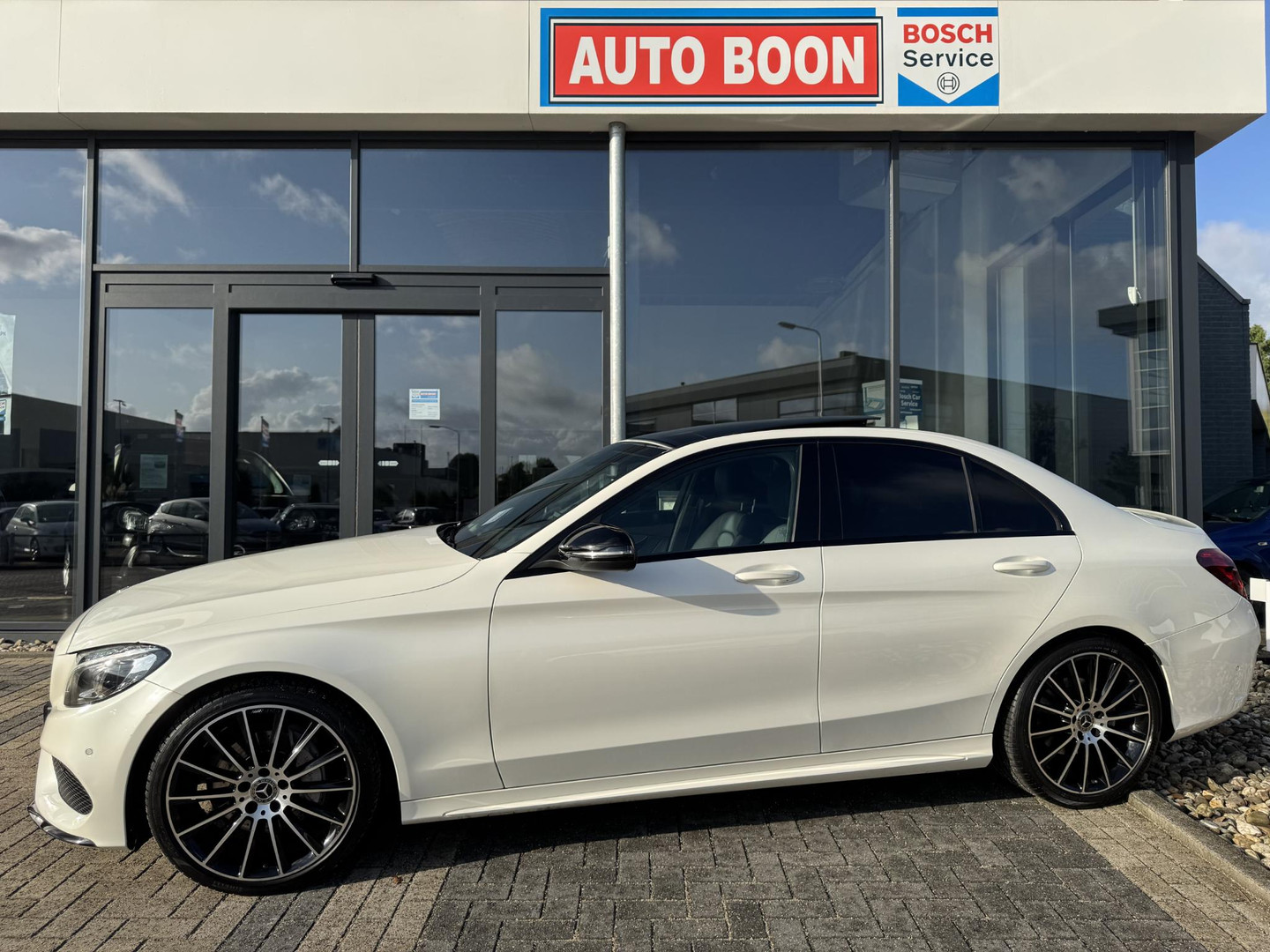 Mercedes-Benz