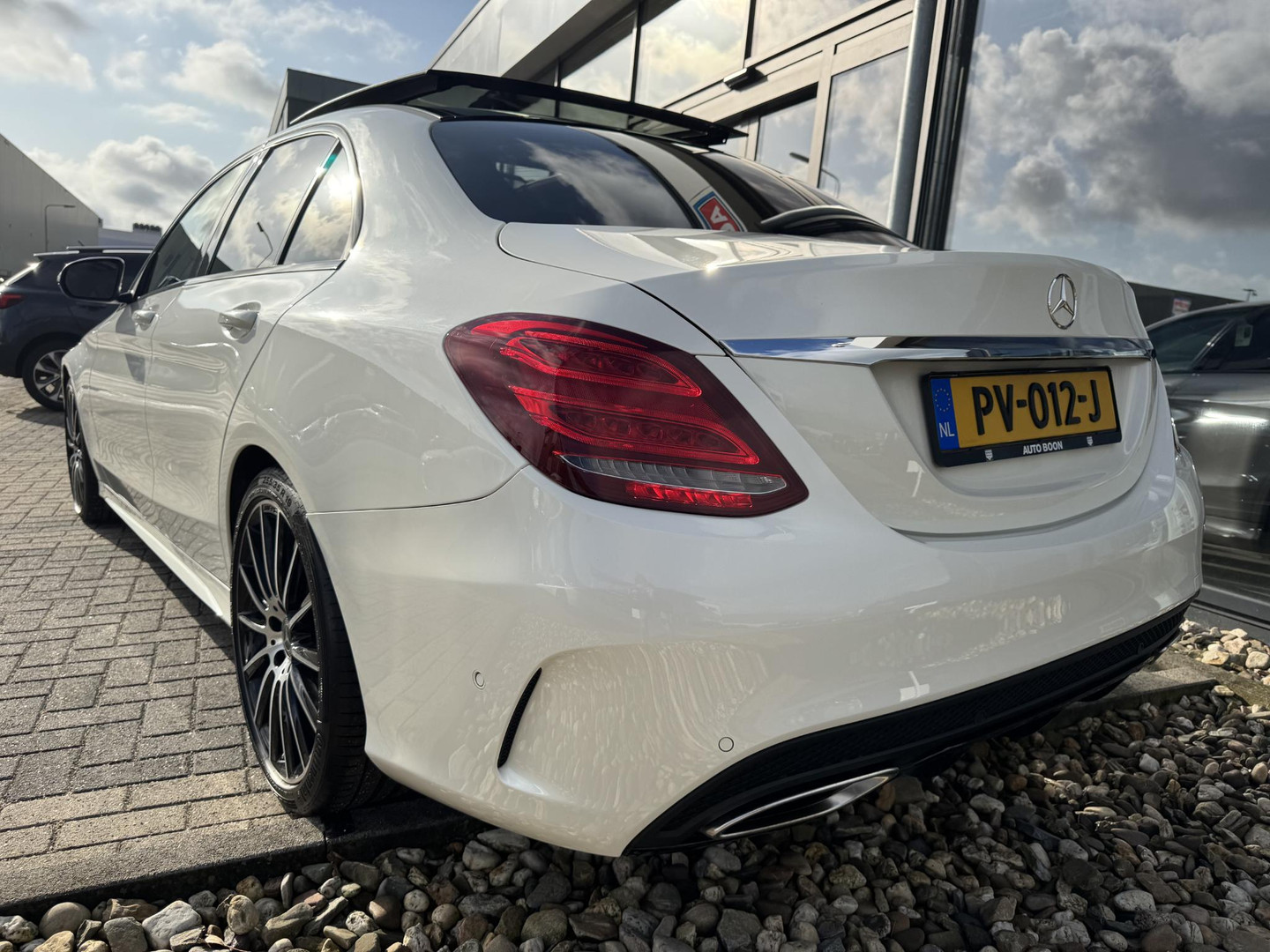 Mercedes-Benz