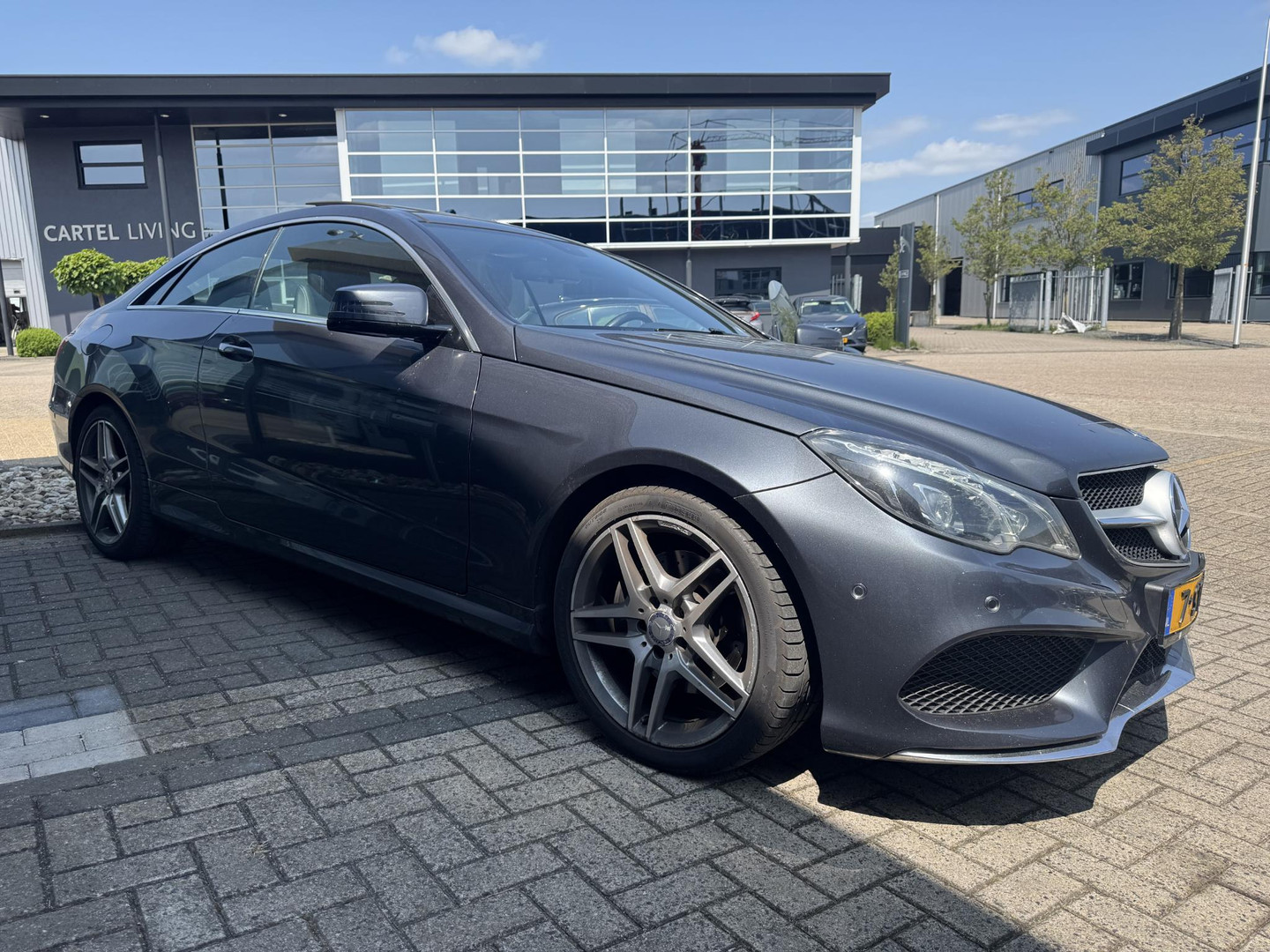 Mercedes-Benz