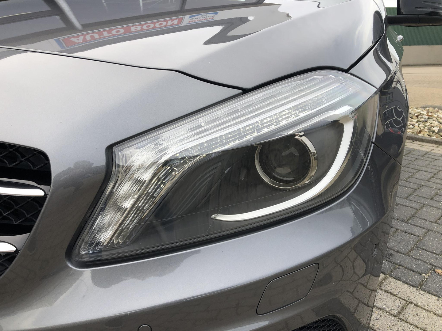 Mercedes-Benz Mercedes-Benz