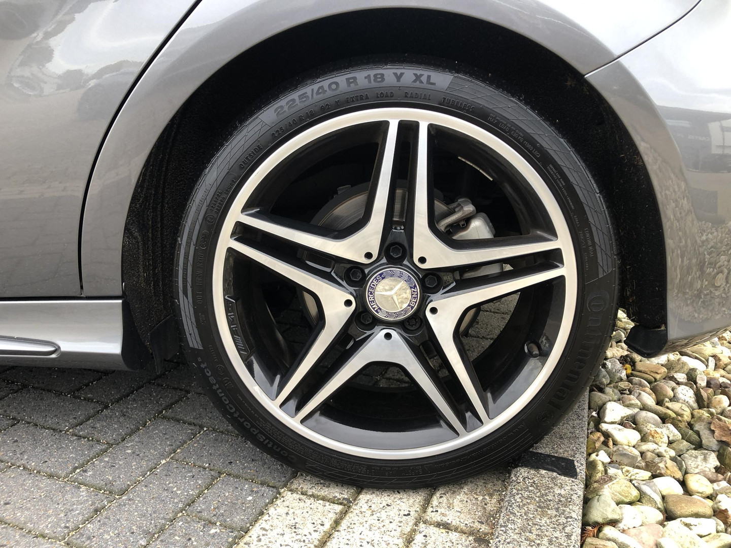 Mercedes-Benz Mercedes-Benz