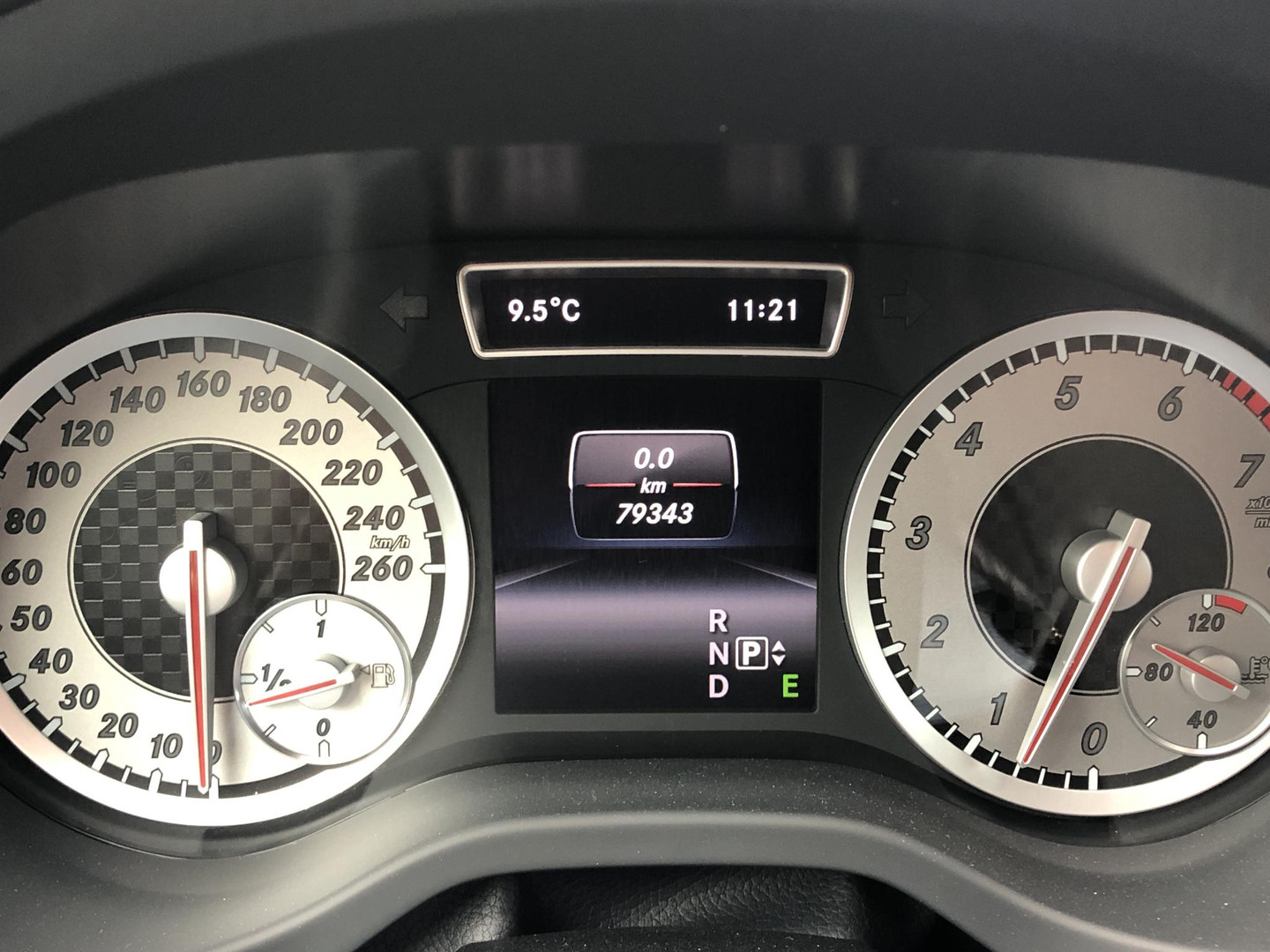 Mercedes-Benz Mercedes-Benz