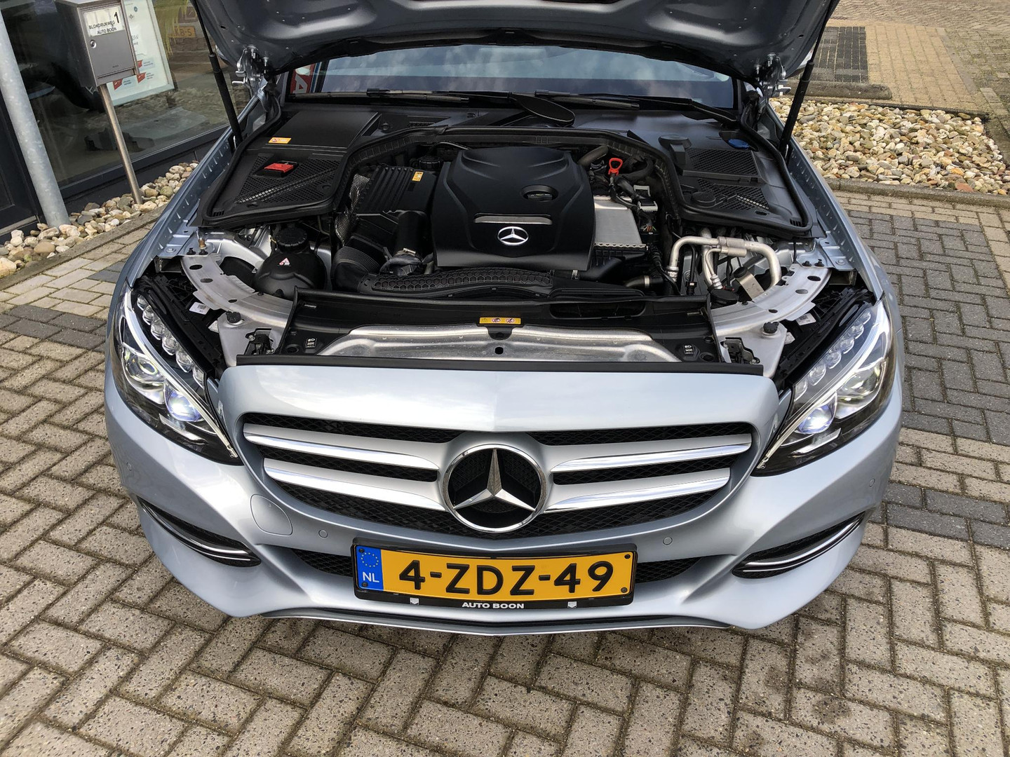 Mercedes-Benz