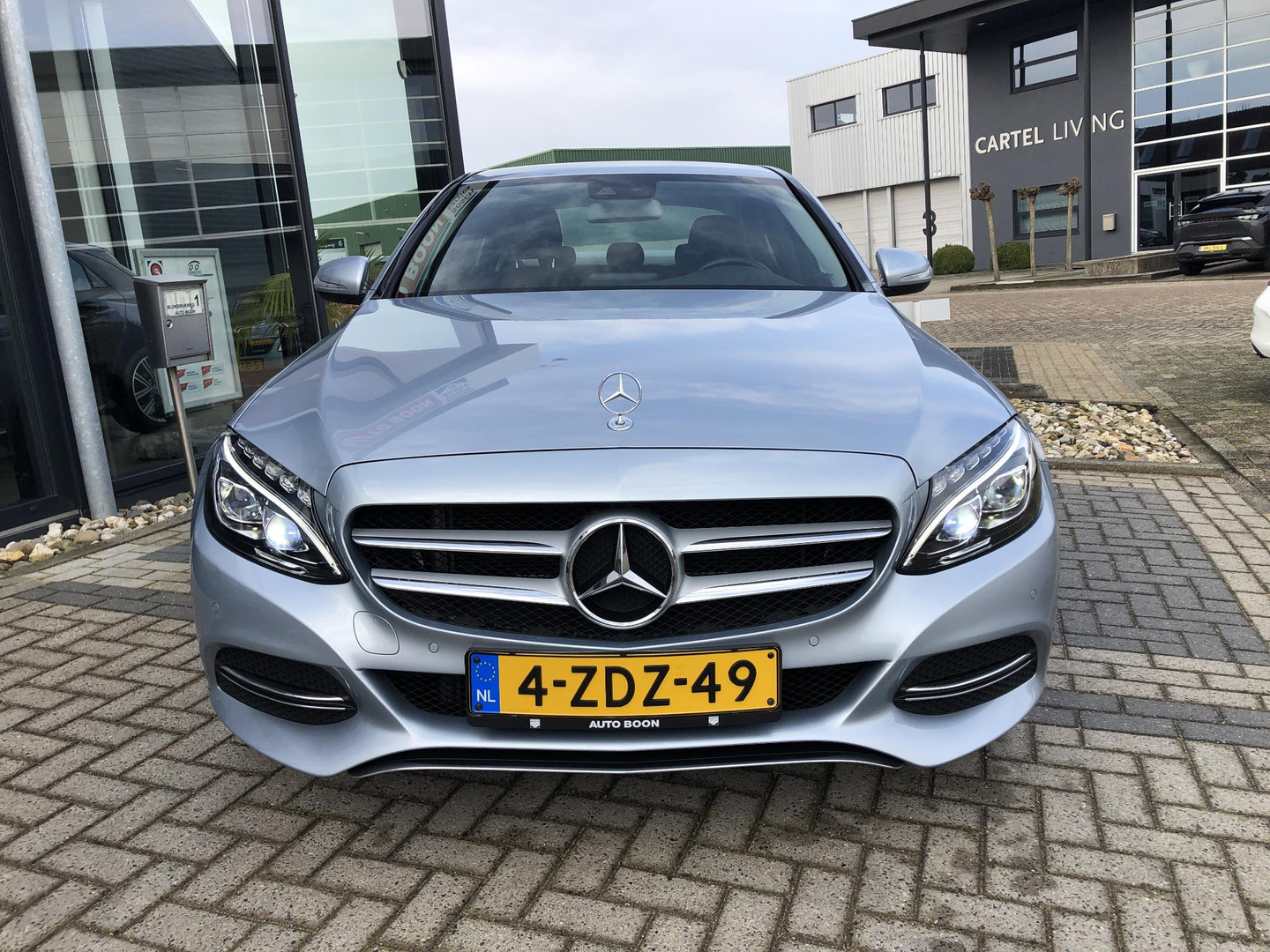 Mercedes-Benz