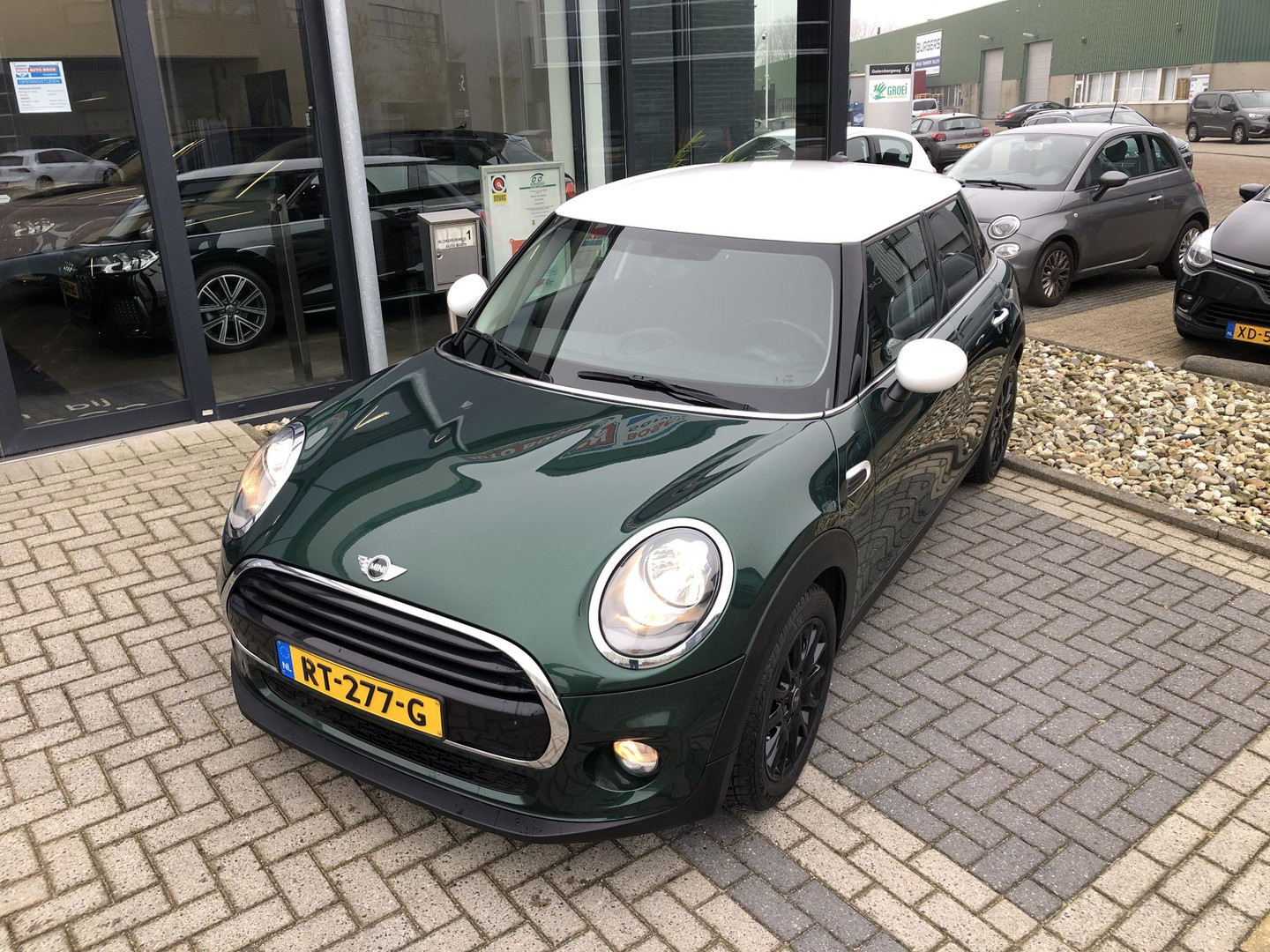 MINI