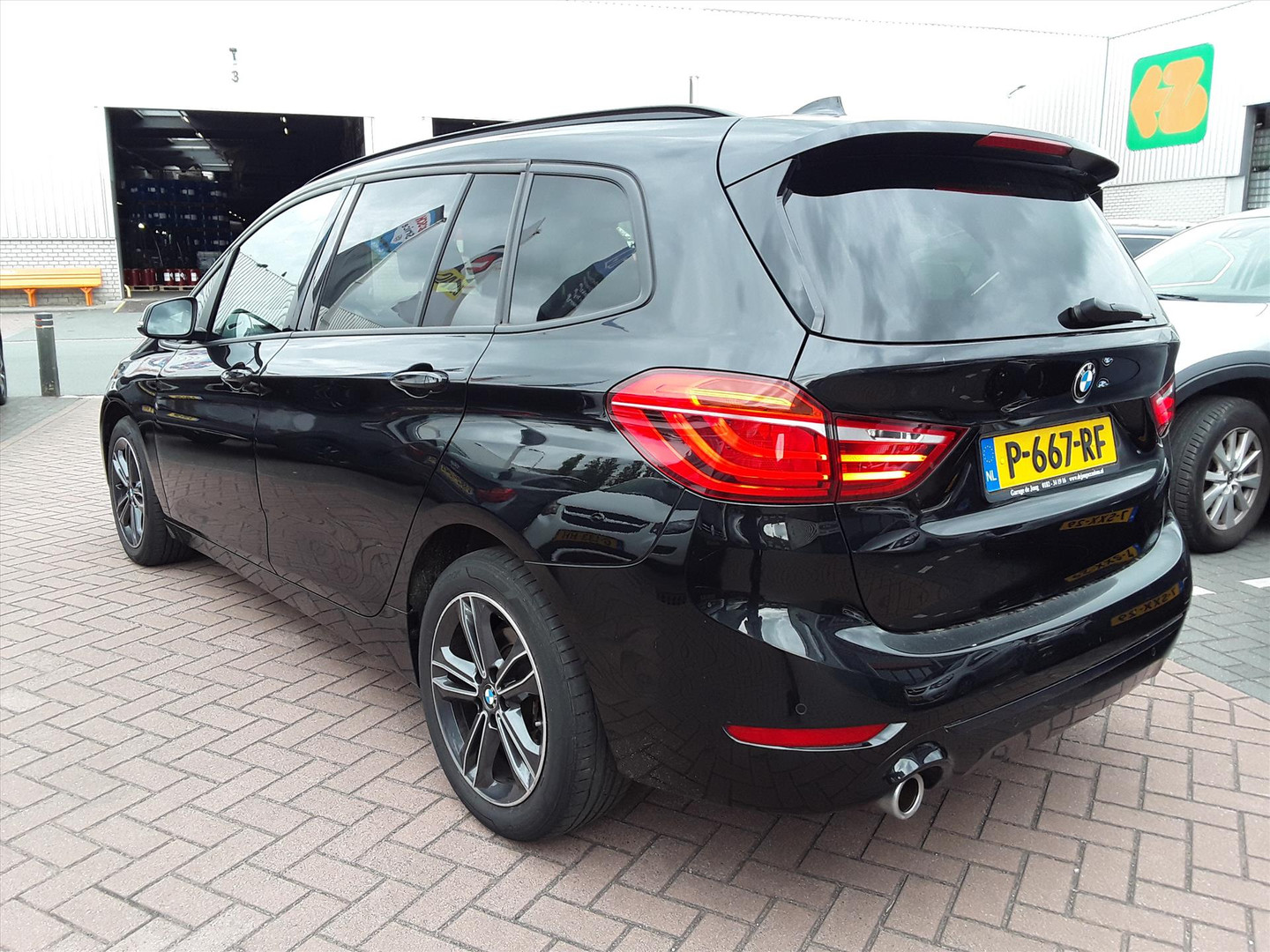 BMW BMW