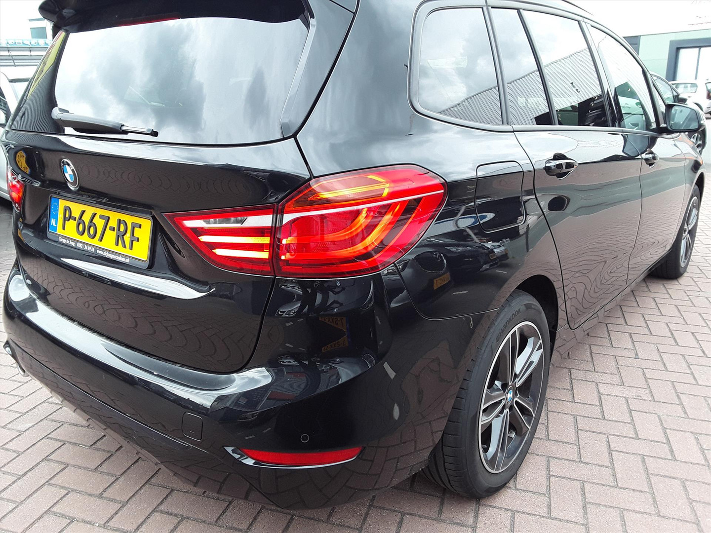 BMW BMW