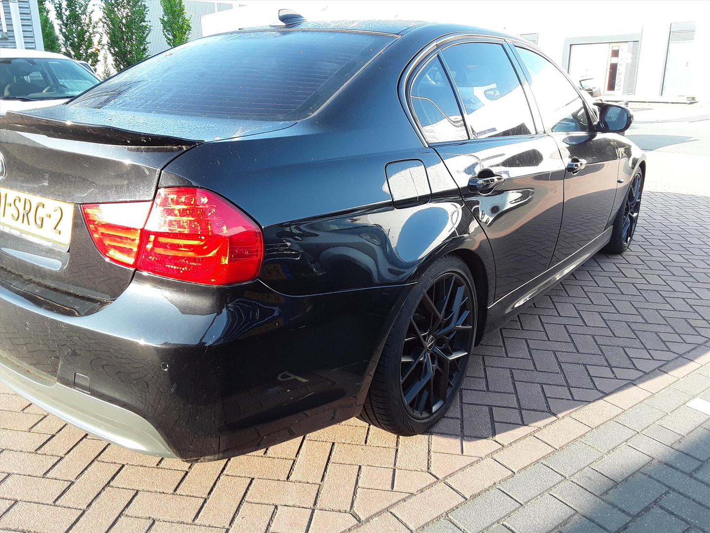BMW