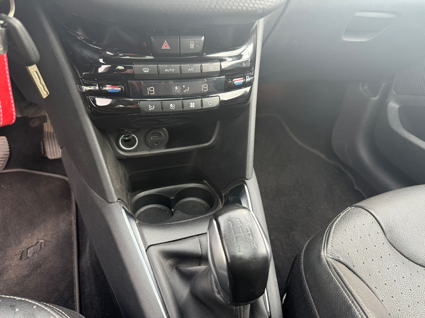 Peugeot Peugeot