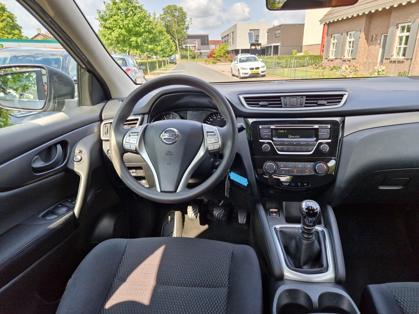 Nissan Nissan