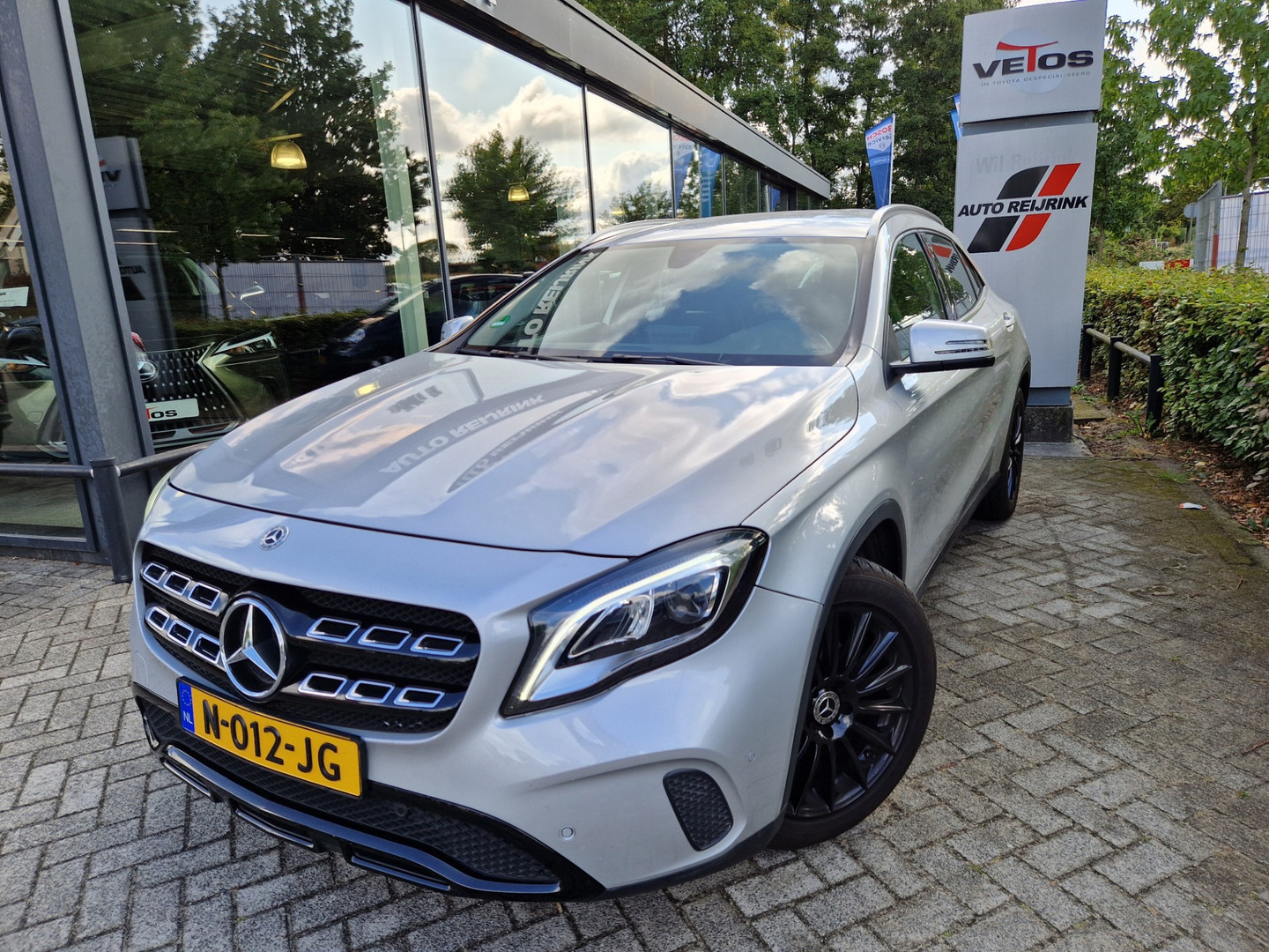 Mercedes-Benz