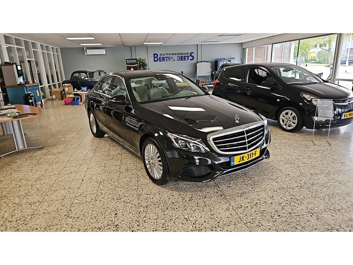 Mercedes-Benz