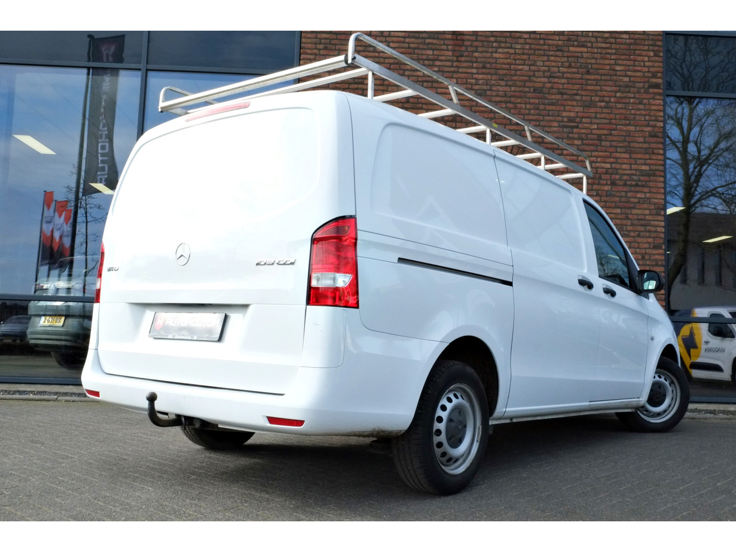 Mercedes-Benz Mercedes-Benz