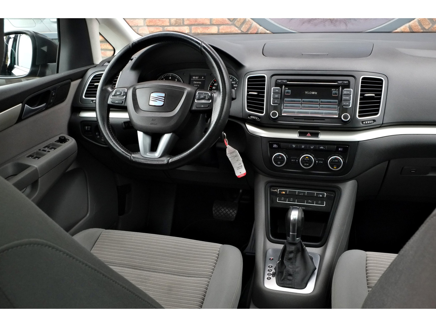 SEAT