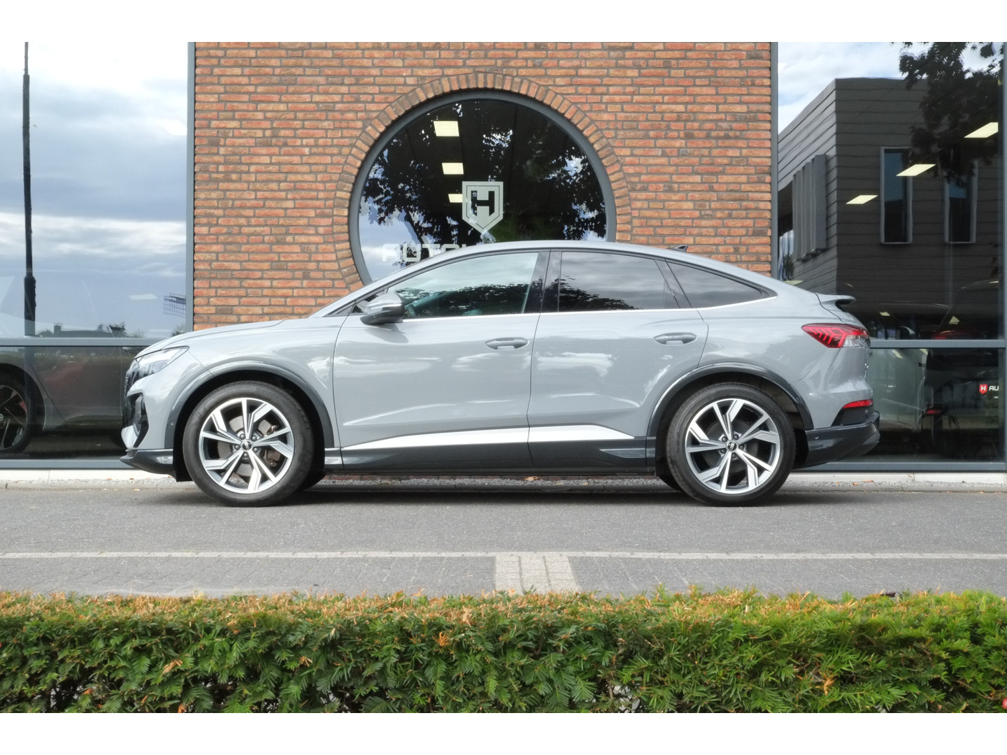Audi Audi