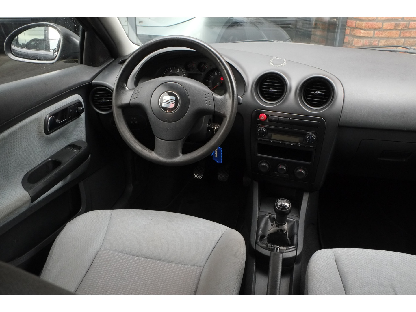 SEAT SEAT
