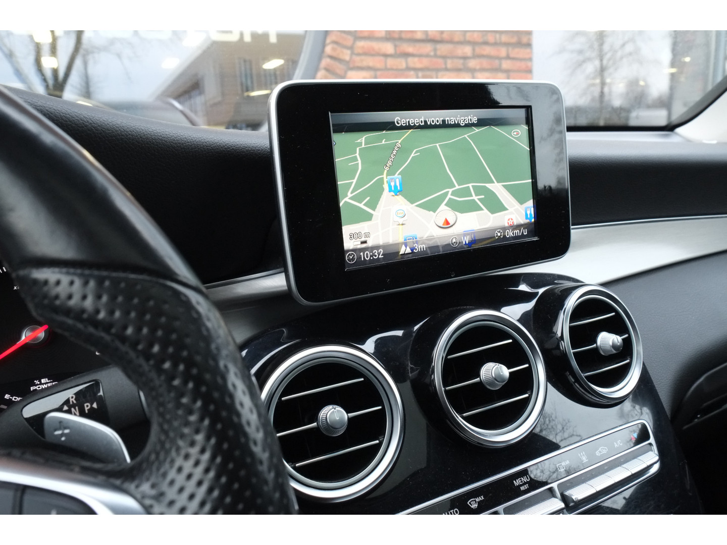 Mercedes-Benz Mercedes-Benz