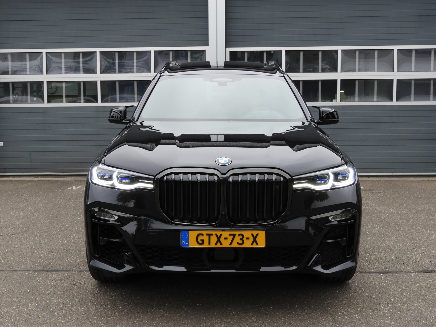 BMW BMW