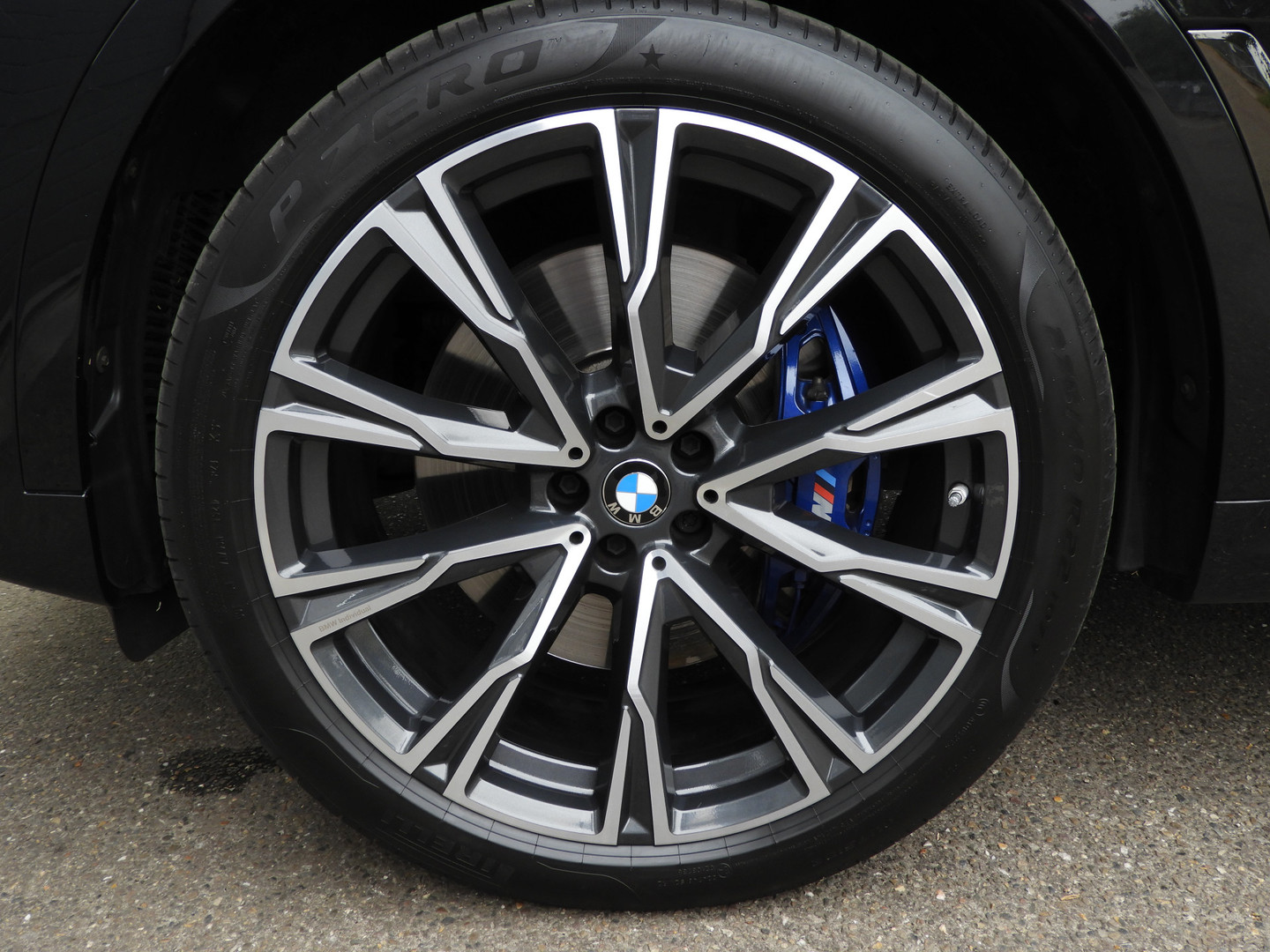 BMW BMW