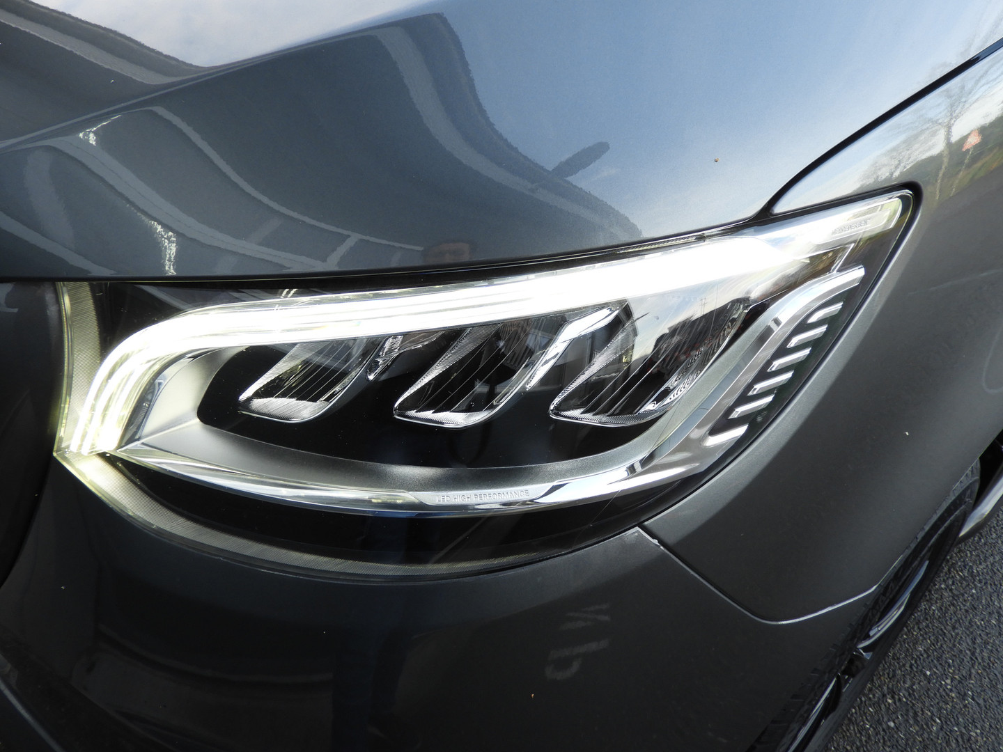 Mercedes-Benz Mercedes-Benz