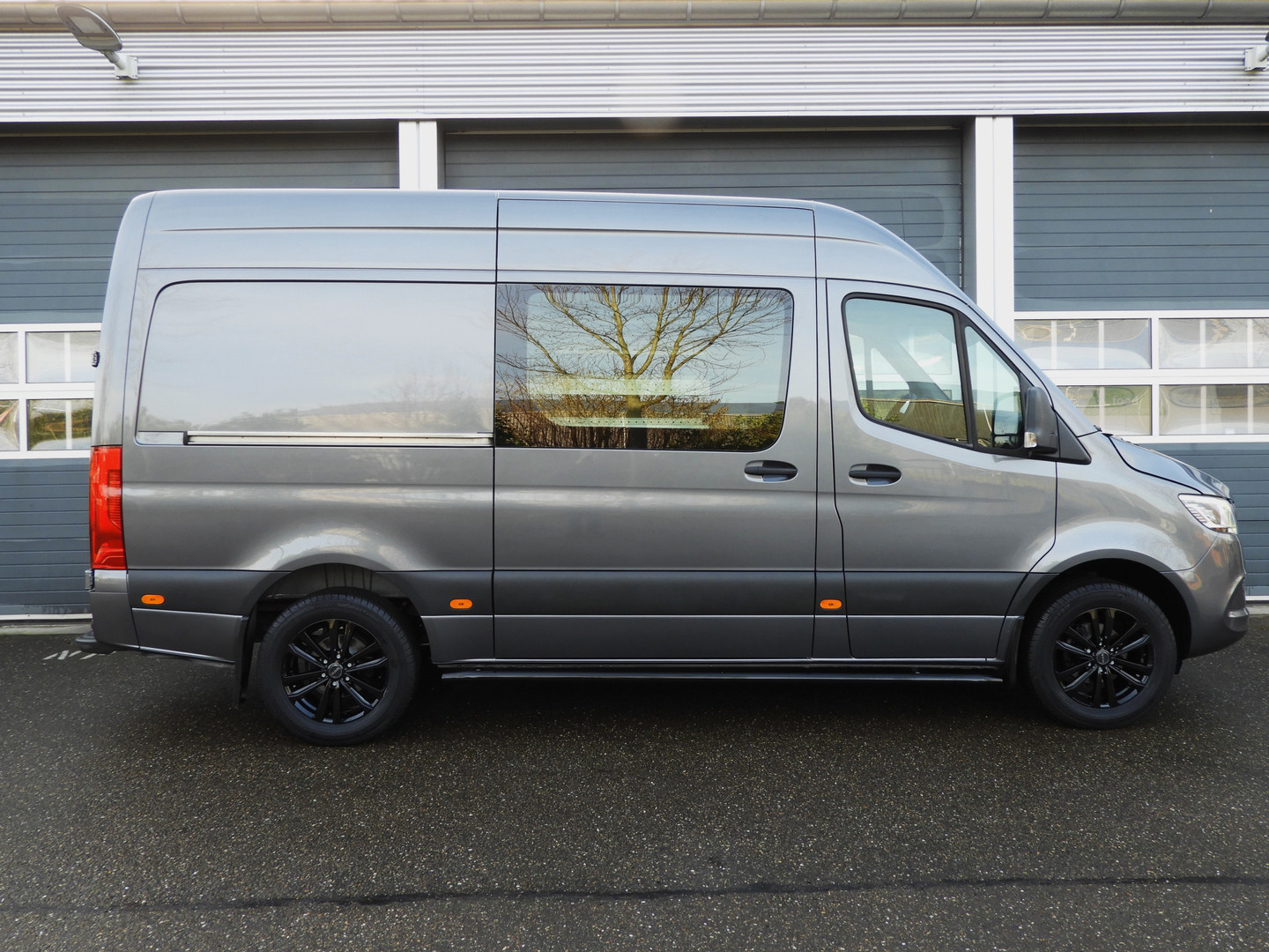 Mercedes-Benz Mercedes-Benz