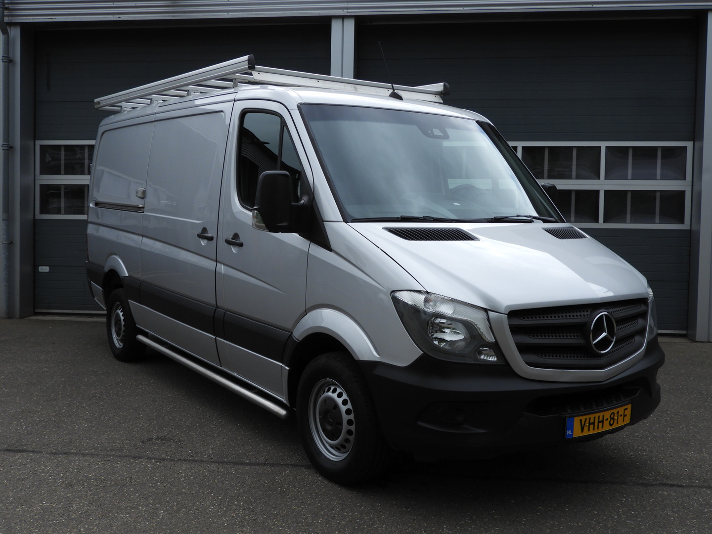 Mercedes-Benz Mercedes-Benz