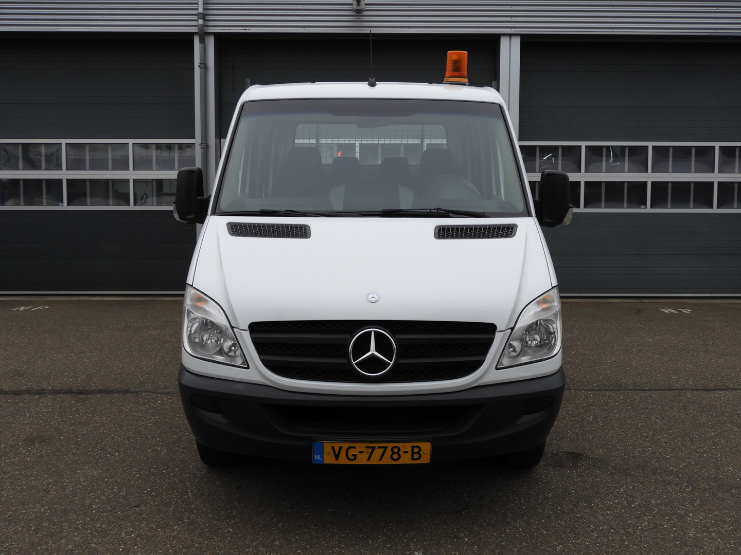 Mercedes-Benz Mercedes-Benz