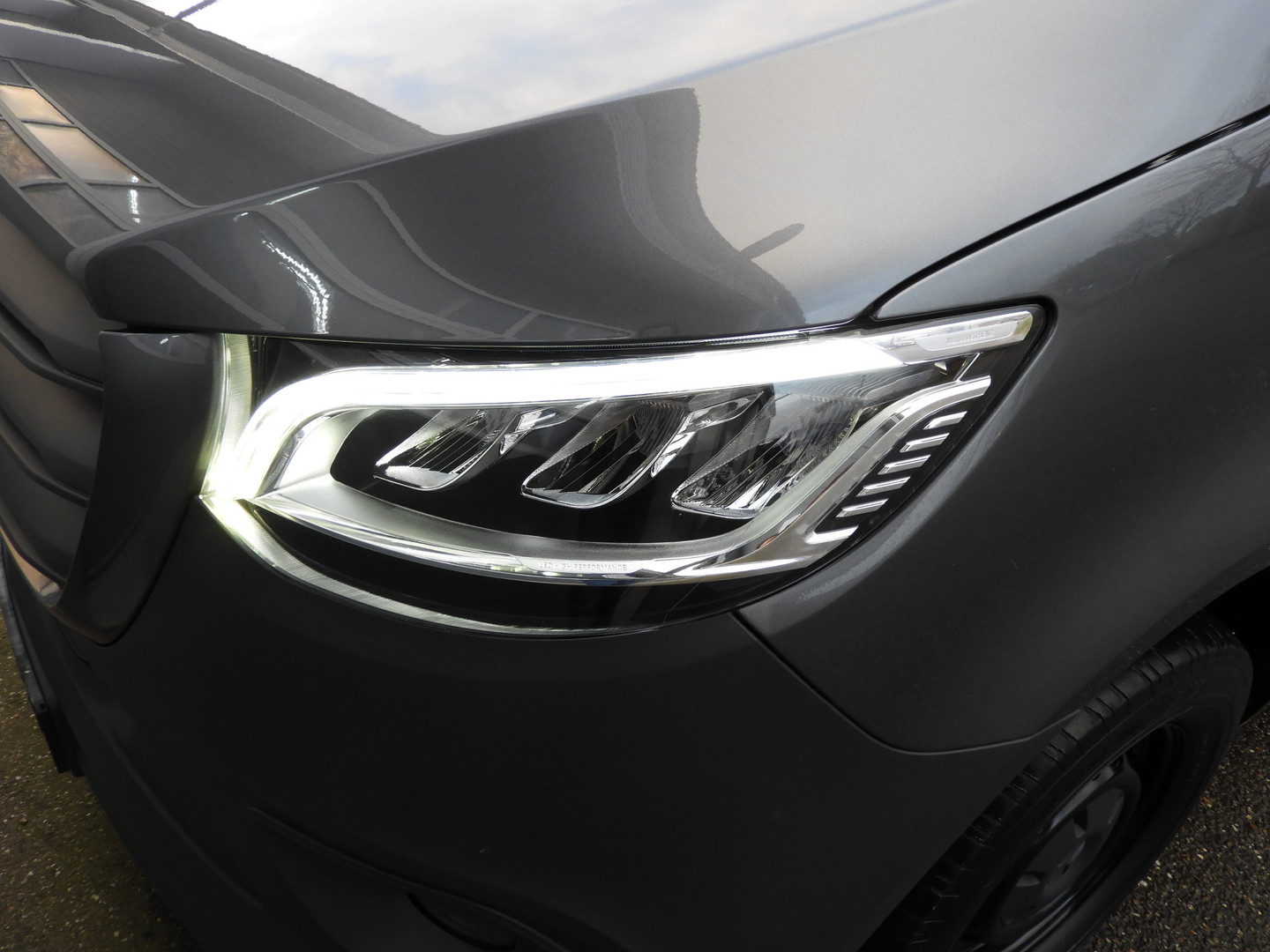 Mercedes-Benz Mercedes-Benz