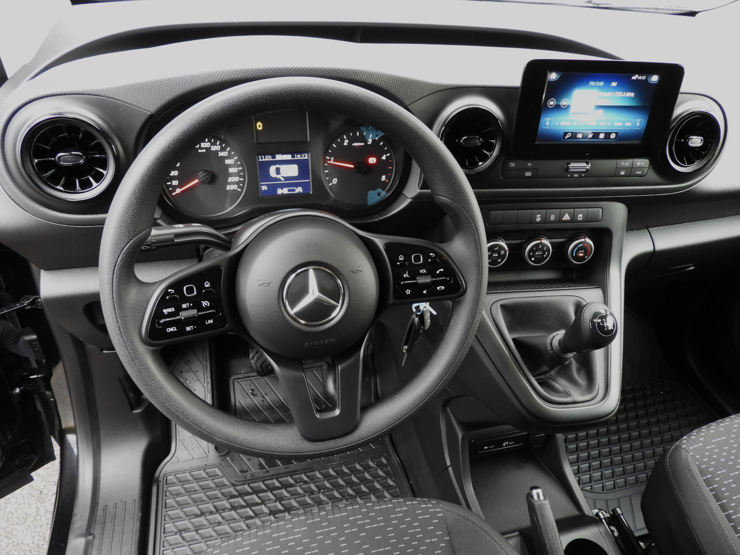 Mercedes-Benz Mercedes-Benz