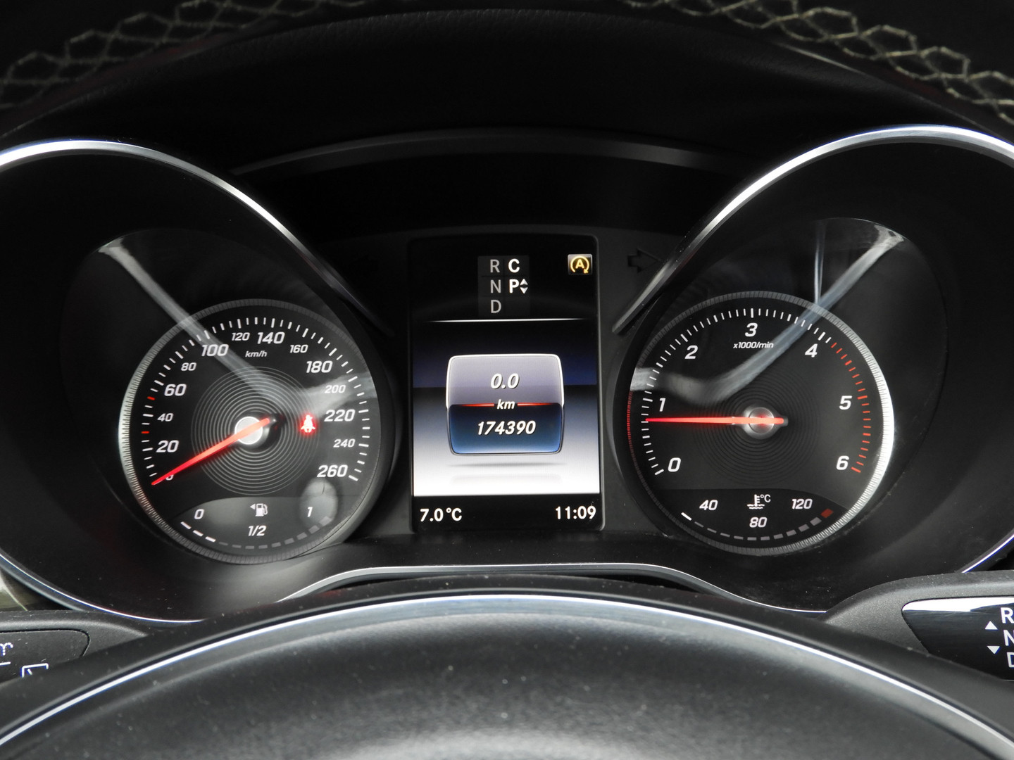 Mercedes-Benz Mercedes-Benz