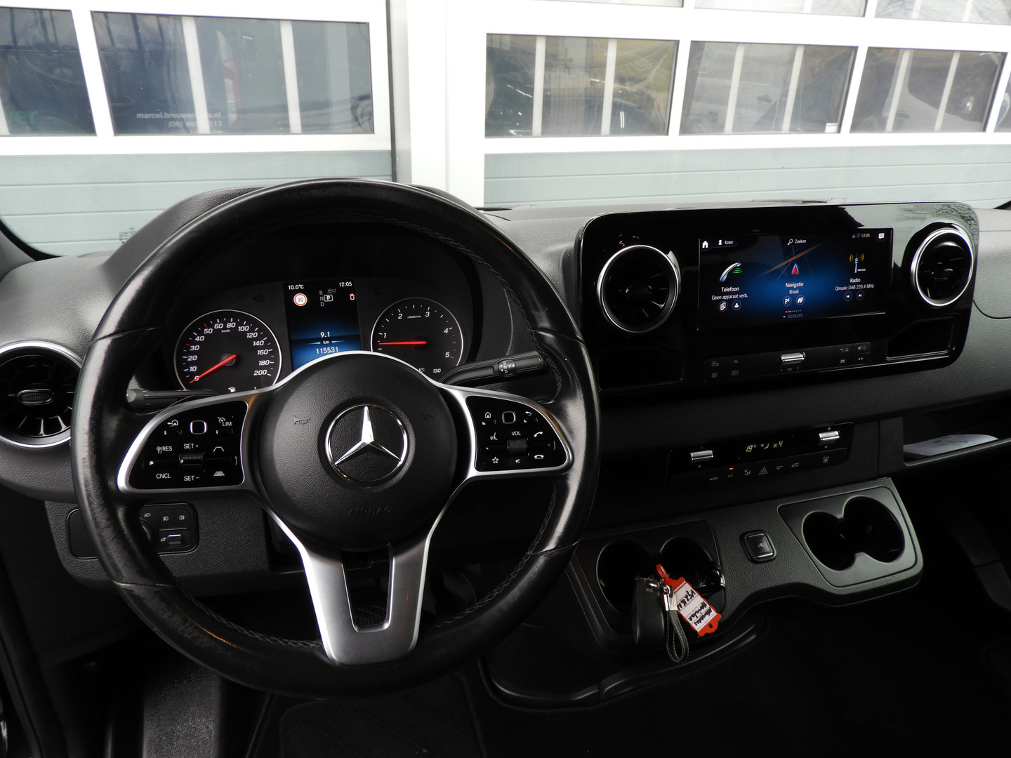 Mercedes-Benz Mercedes-Benz