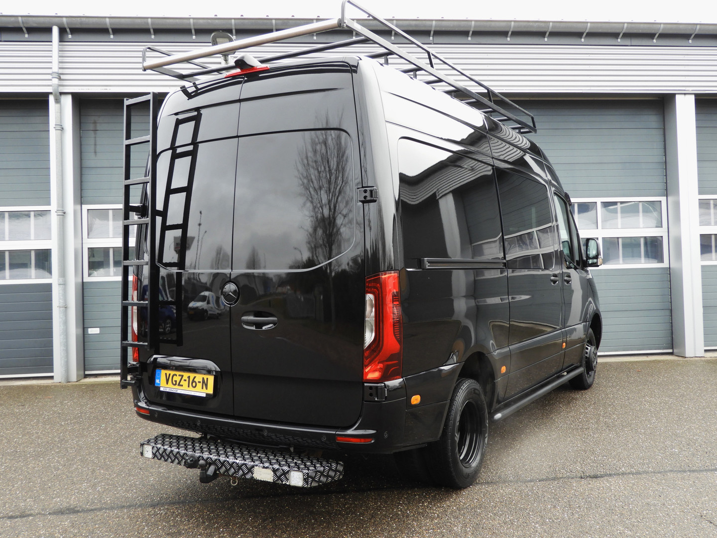 Mercedes-Benz Mercedes-Benz