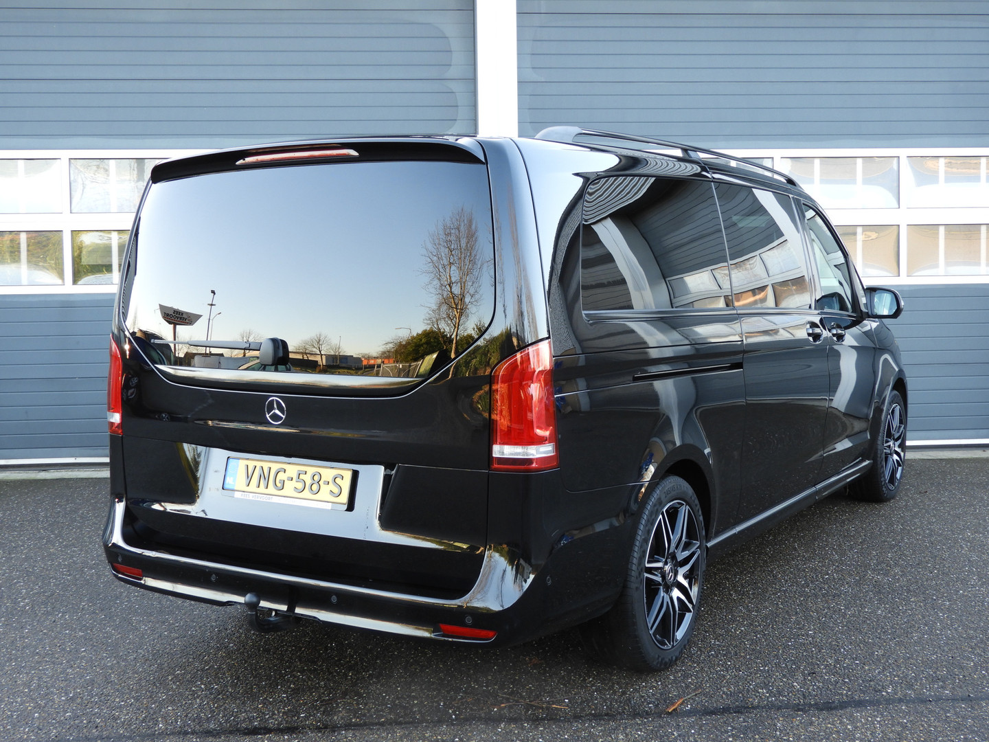 Mercedes-Benz Mercedes-Benz