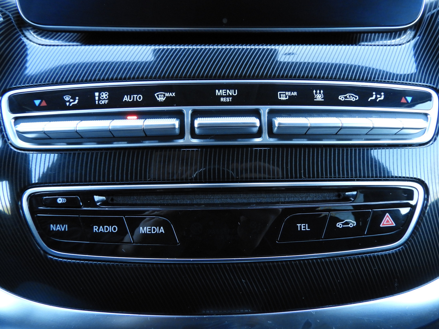 Mercedes-Benz Mercedes-Benz