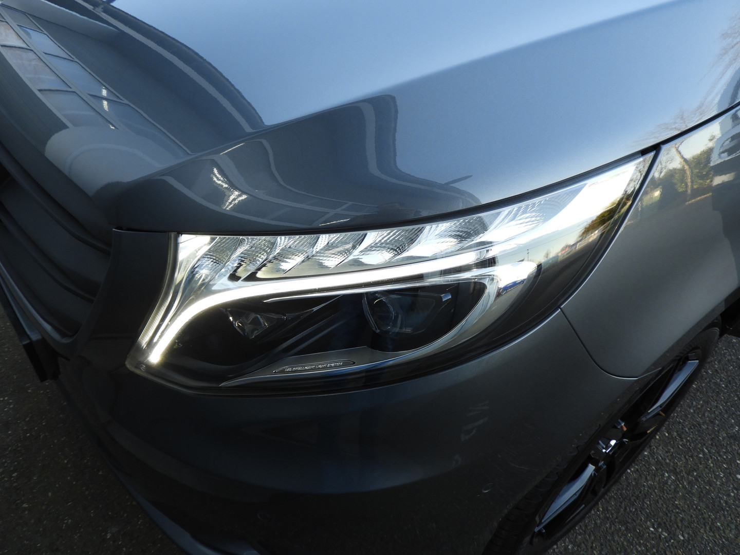 Mercedes-Benz Mercedes-Benz