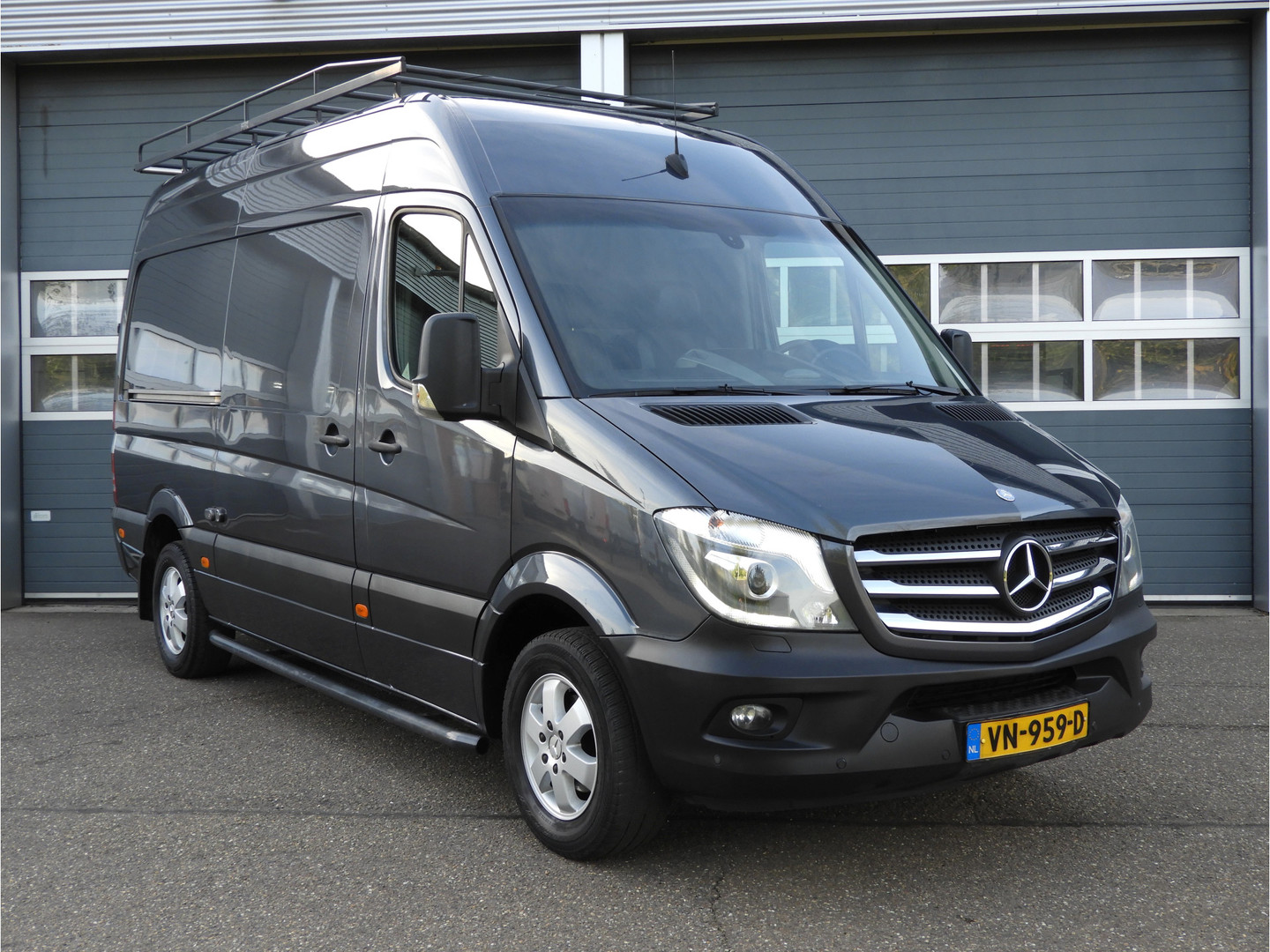 Mercedes-Benz
