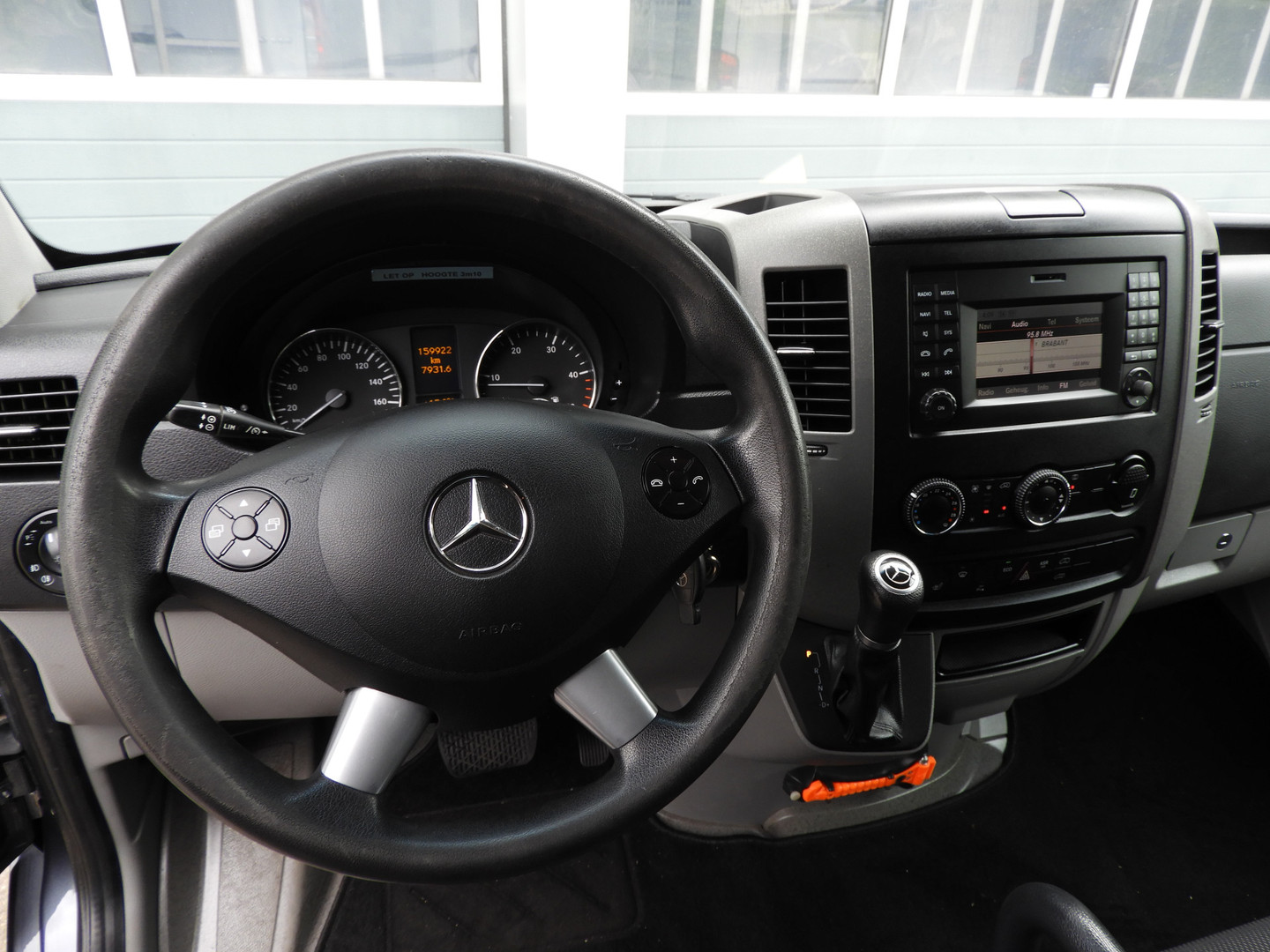 Mercedes-Benz Mercedes-Benz