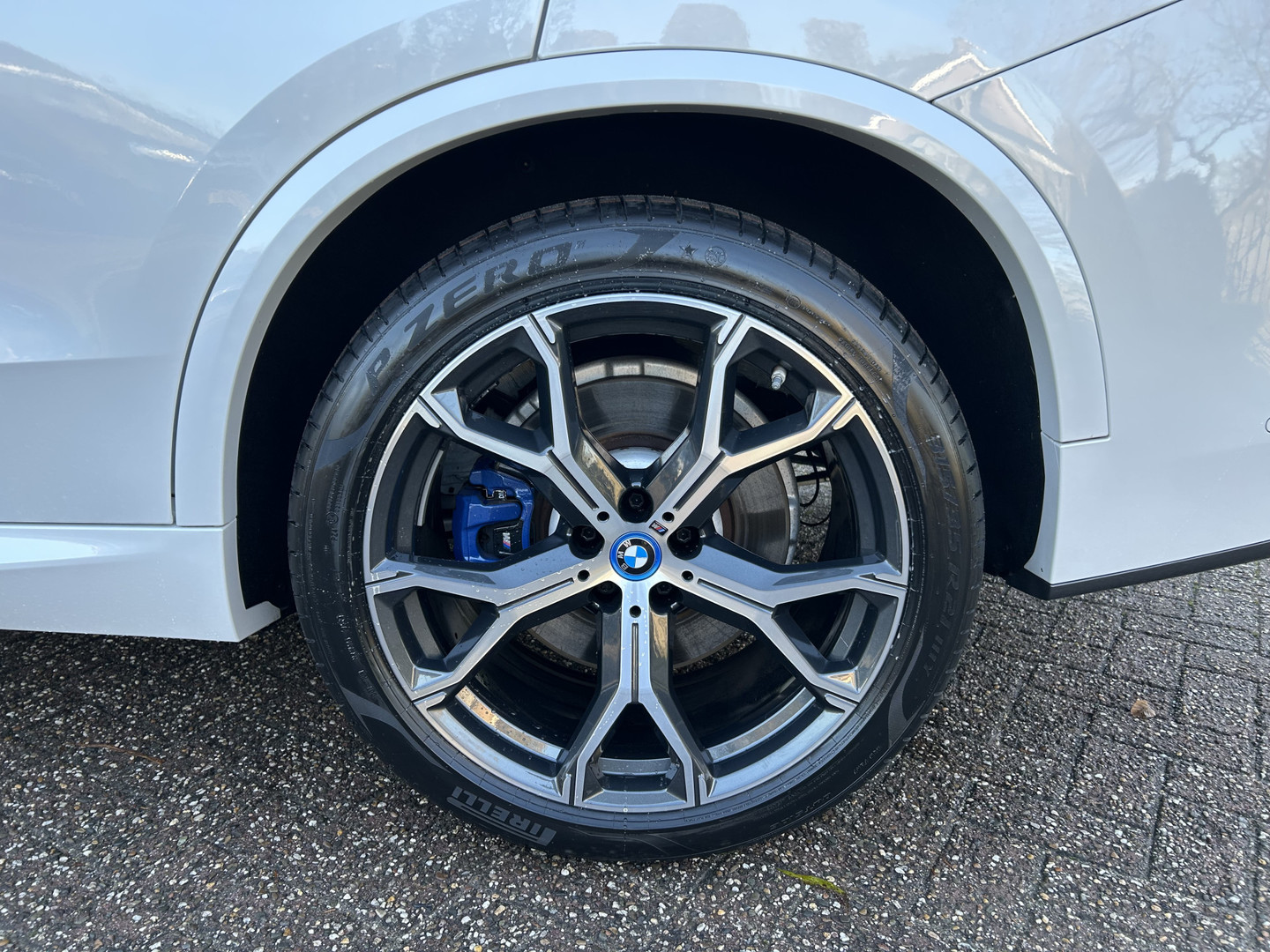 BMW BMW