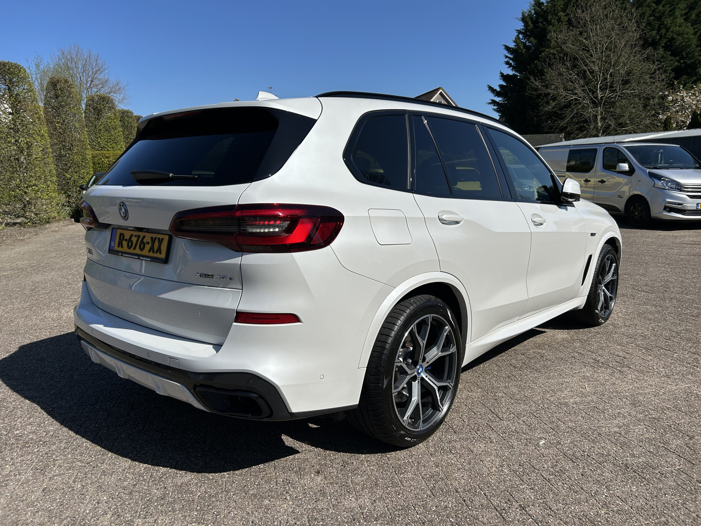 BMW BMW
