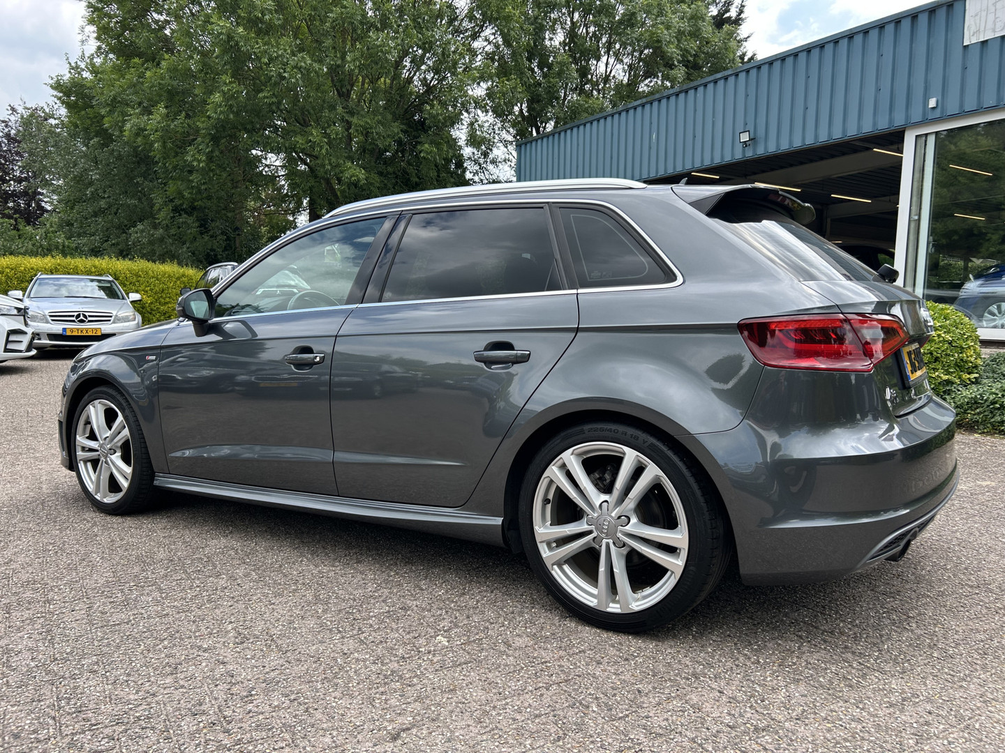 Audi Audi