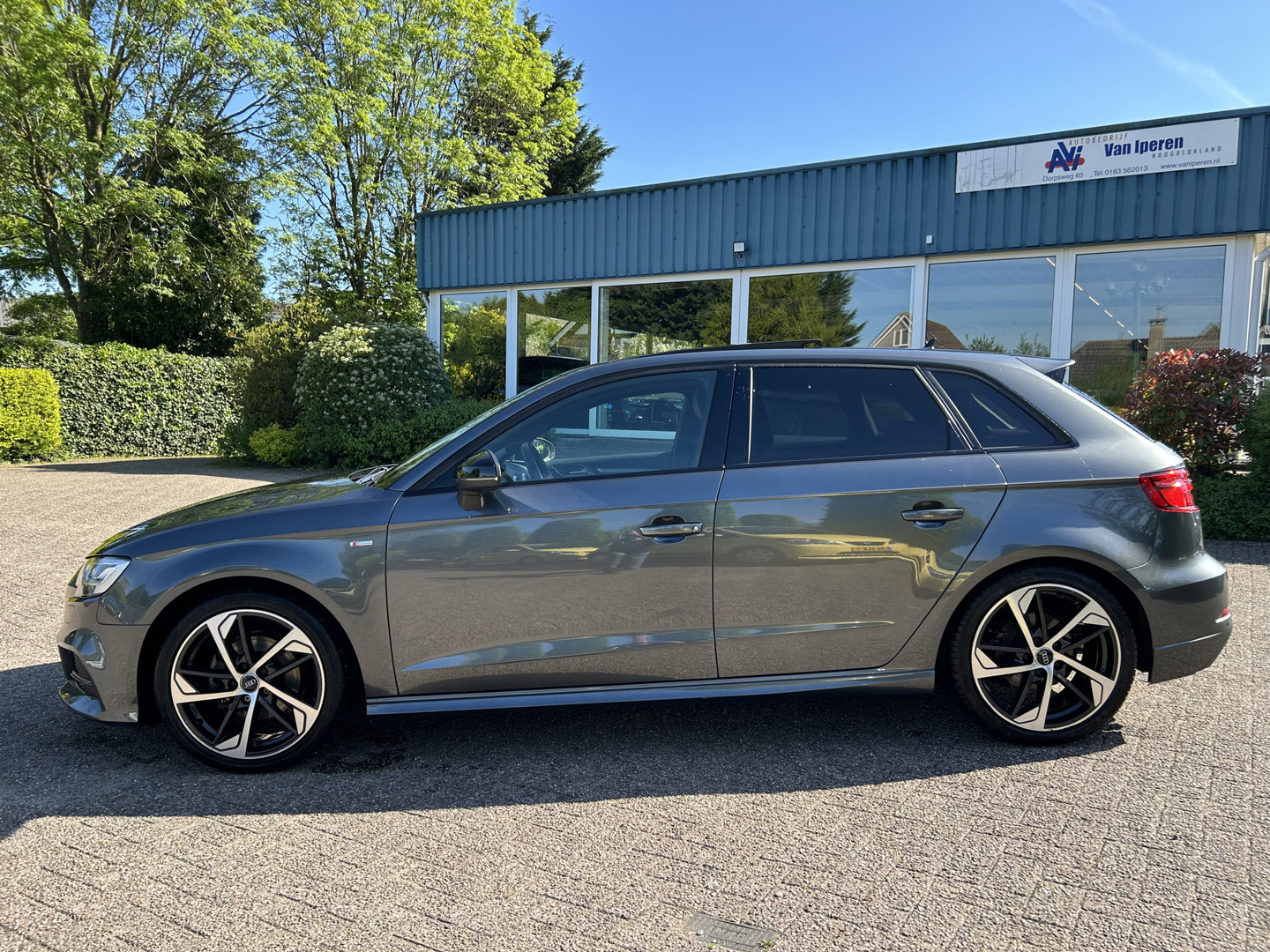 Audi
