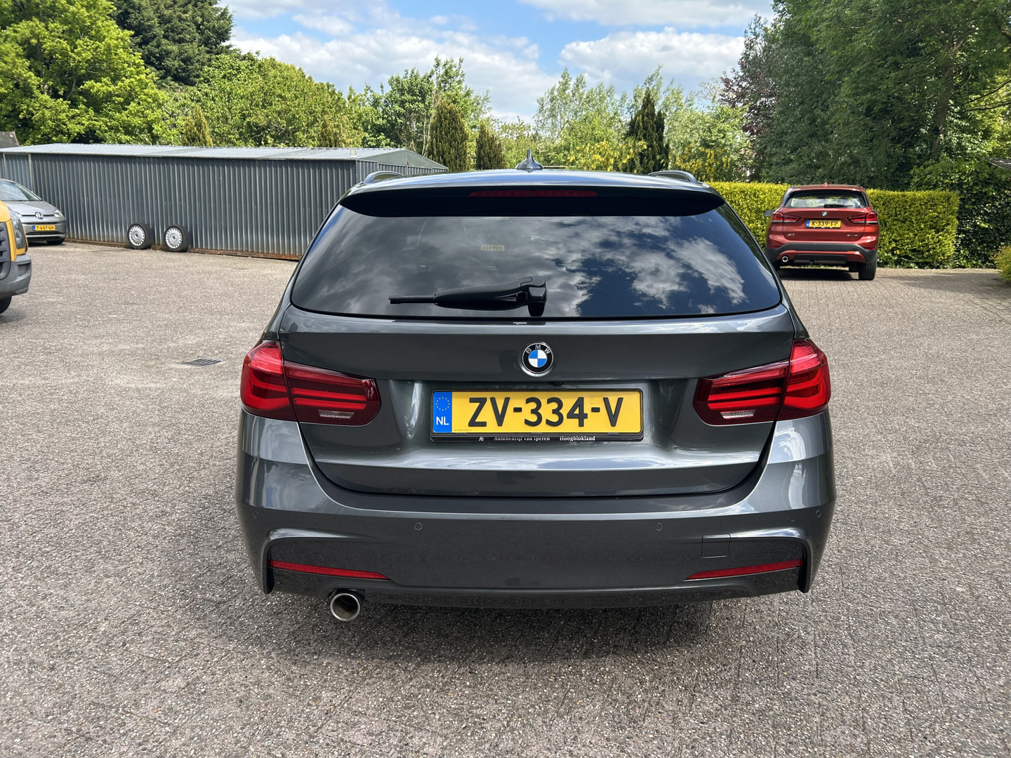 BMW