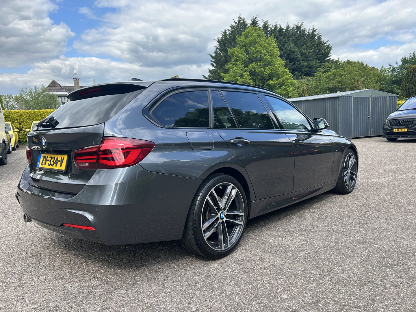 BMW