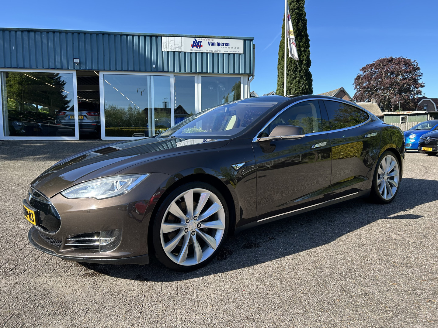 Tesla